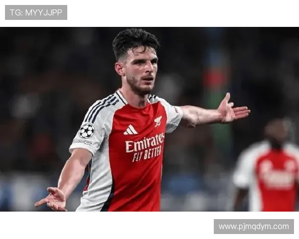 赖斯中场组织能力持续提升,本赛季表现稳健 赖斯中场组织能力持续提升,本赛季表现稳健