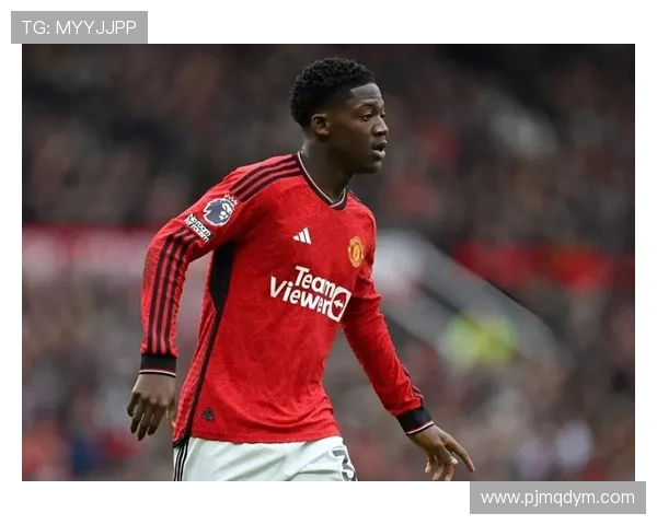 曼联转会策略成效争议显现,对赛季竞争力与稳定性造成影响