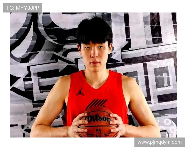 杨瀚森内线篮板对比同届提升显著助力球队防守崛起